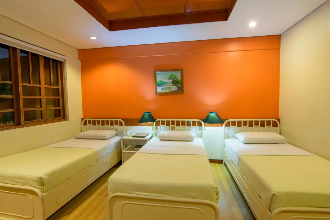 The Manor Hotel Davao City Dış mekan fotoğraf