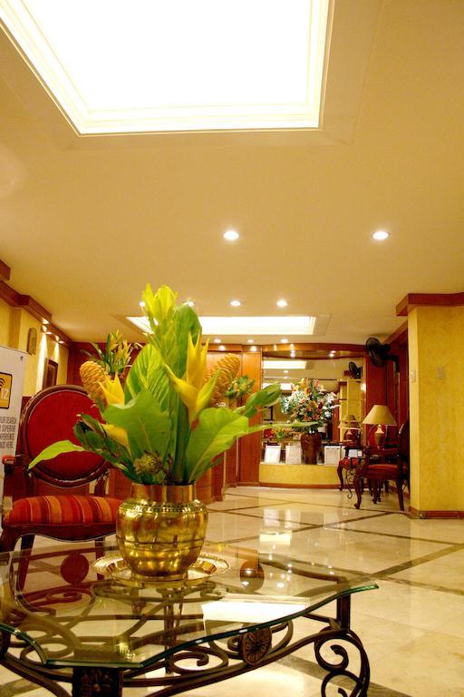 The Manor Hotel Davao City Dış mekan fotoğraf